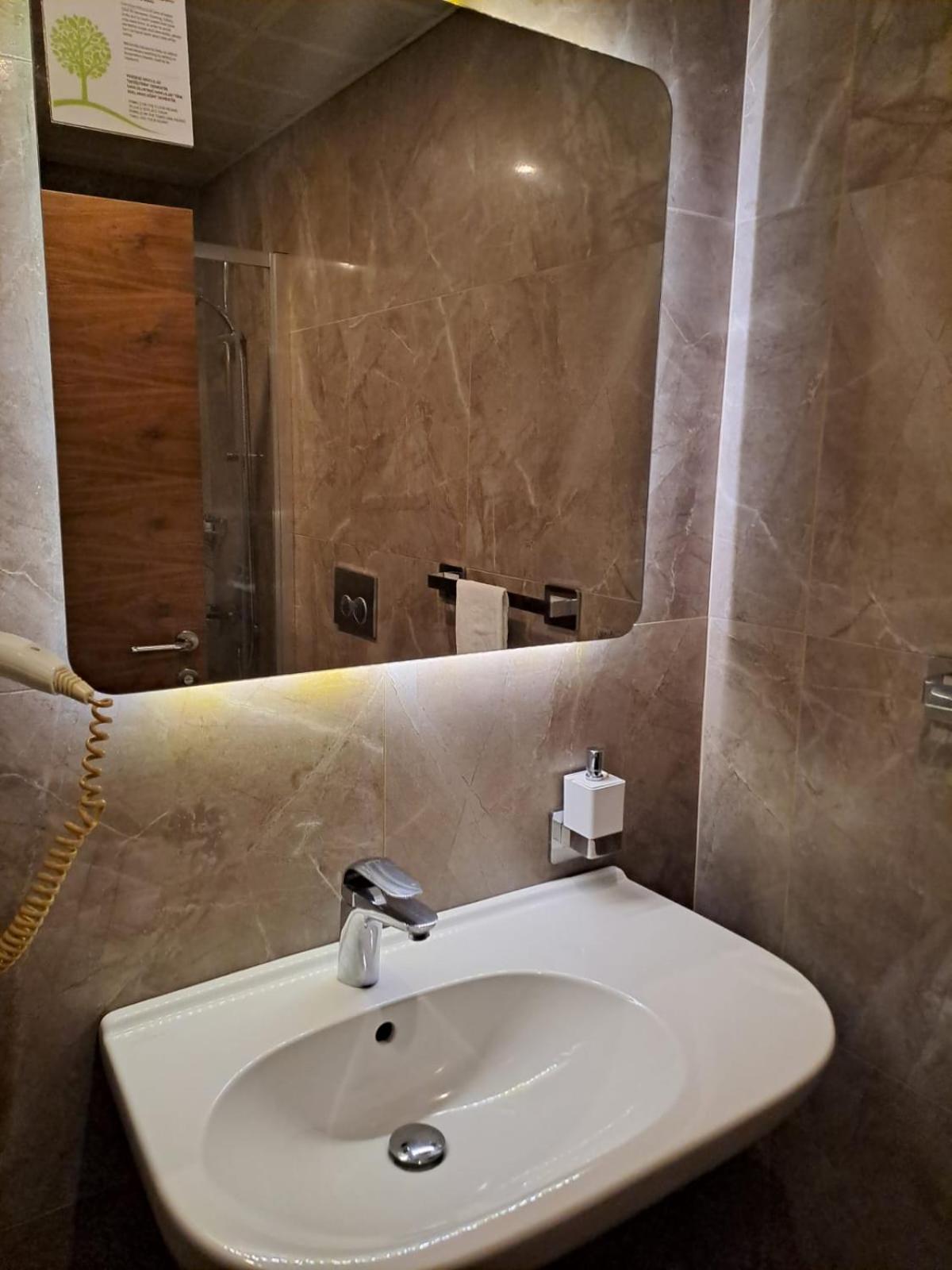 Reikartz 2017 Hotel Ankara Exterior photo